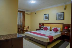 Bridgeview Hotel and Conference Centre