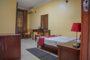 Bridgeview Hotel and Conference Centre