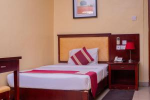 Bridgeview Hotel and Conference Centre