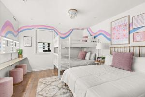 The Swiftie Suite Taylor themed Oasis in Midtown