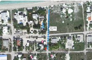 1 Minute Walk to the Beach!