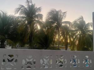 1 Minute Walk to the Beach!