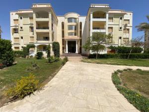 Cozy apartment Sheikh Zayed - Prime location