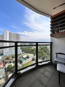 Radiance Manila Bay Bayview Comfort with Pool & Pet-Friendly