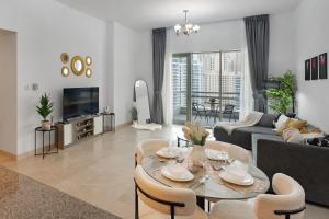 Luxury 3 Bedroom Dubai Marina Stay