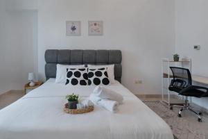 Luxury 3 Bedroom Dubai Marina Stay