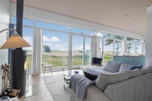 OH342-Hadsund-Over-Aen-12-A