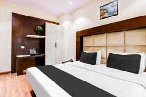Townhouse Oak DLF Phase 2 Gurgaon