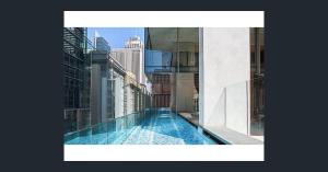 Iconic CBD Gem - Stroll to QVB & Opera House