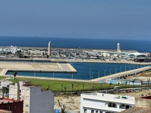 Tangier waves 03