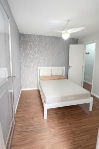 Apartamento completo - O melhor custo x benefício pertinho de tudo - 3 minutos a pé da praia