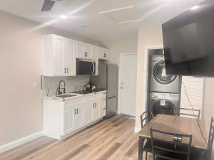 Beautiful 1 Bed Studio