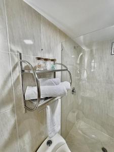 Pool View & Direct Access Margarita Island