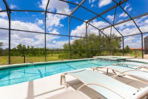 AV351RD 4 Bed Retreat Aviana home