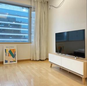 Comfy and Cozy Hongik Stn 1min walk