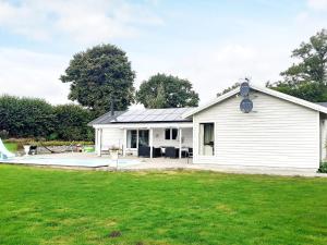 10-Person Home in Rødvig Stevns