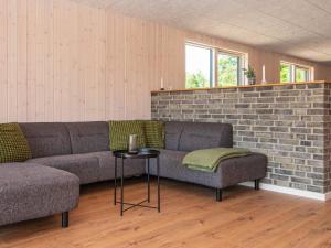 14 person holiday home in Glesborg-By Traum