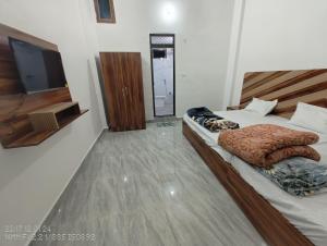 Siddhi Vinayak paying guest house