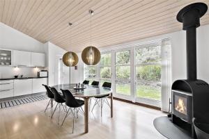 1435-Aakirkeby-Aedjavejen-10