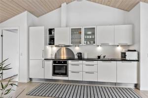 1435-Aakirkeby-Aedjavejen-10