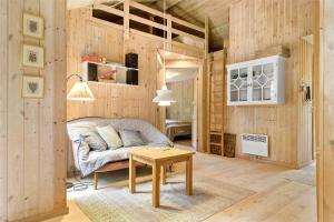 1437-Aakirkeby-Sjostauan-9