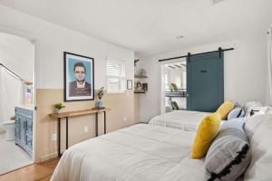 Dolly Johnny Willie Inspired Home 5 min from