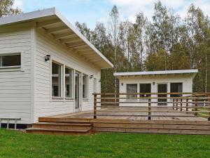 Seaside Serenity in Loftahammar-By Traum