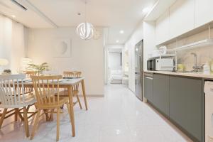 Halo Stay - Vily, Samgong