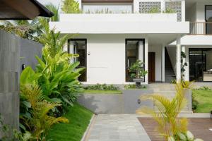 September Ends Villa Ubud