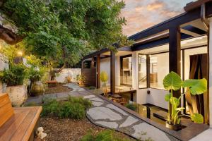 White Lotus by Stay Awhile Villas