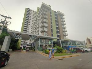 Chic and Cozy Condo Units at Mesatierra Garden Residences