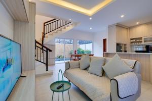 Stylish 2BR Villa Taman Seminyak 52 near Beach