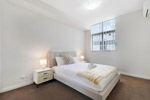 Near Airport 2BR APT & Self Check-in