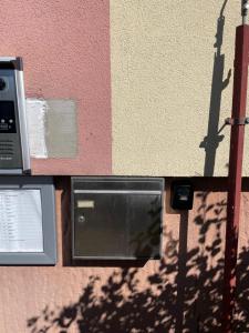 HANDY FLAT WITH SAUNA and TUBE-UBahn