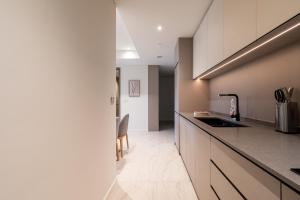 Luxurious Opera 2BR- Prime place-Big Living room