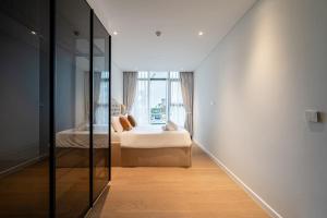 Luxurious Opera 2BR- Prime place-Big Living room