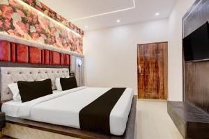 Super Hotel O JC Luxury Hotel