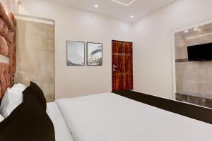 Super Hotel O JC Luxury Hotel