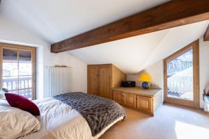 Very Nice Chalet Near The Slopes Courchevel