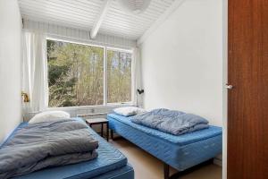 1608-Aakirkeby-Loftsgardsskoven-5