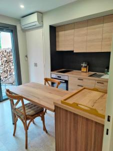 Coquet appartement avec patio privatif-Stationnement gratuit à proximité