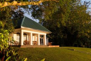 Thotalagala Plantation House, Dambatenne Road, Thotalagala,, Haputale, Sri Lanka.