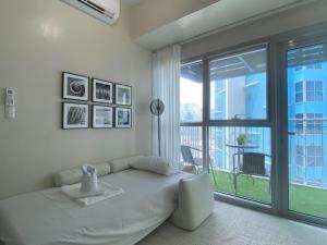 Playful 1BR With Magnificant Bayview Garden View Near Okada Solaire Aiports with Free Parking