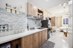 Cebu Serene Quarters with City View