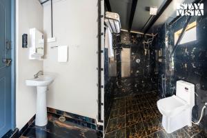 StayVista at Hillside Harmony Pvt Pool & Free Breakfast