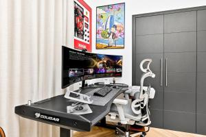 Stunning 2 Bdr Luxury Burj Khalifa view