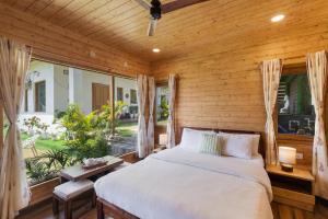SaffronStays Mystic Homes - pet-friendly cottage with valley views & bonfire setup in Dehradun