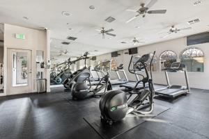 2BD 2BA with spacious Loft Suite and 3rd bed Near Downtown and Hospitals