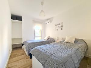 Torrequebrada excelente piso frente al mar