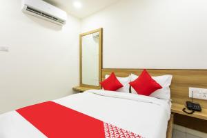 HOTEL O ADITYA REGENCY